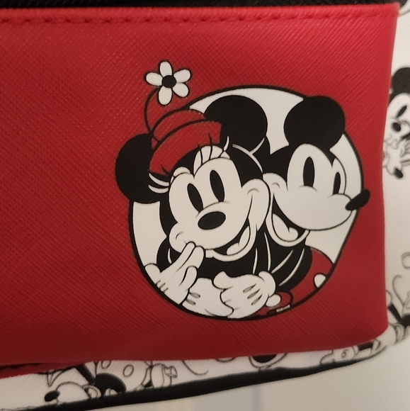 Bio world Disney Mini Backpack Mickey and Minnie 11.5" X 9" X 4.5" NWT - Picture 3 of 12